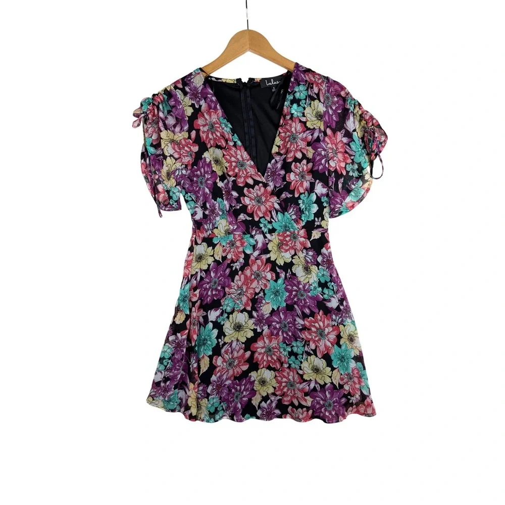 Lulus Foral Print Fond Feelings Mini Dress size‎ Small Black/Multi color